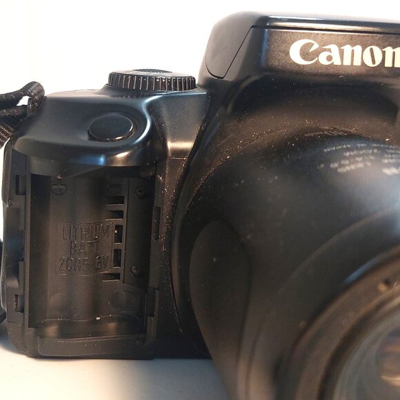 Vtg Canon EOS 700 35mm SLR Film Camera With Canon 35-80mm Lens -tested and works - Picture 3 of 6